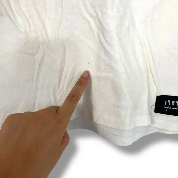 Taylor Swift 1989 Polaroid World Tour Ringer Retro T Shirt Women's Small - Picture 7 of 7